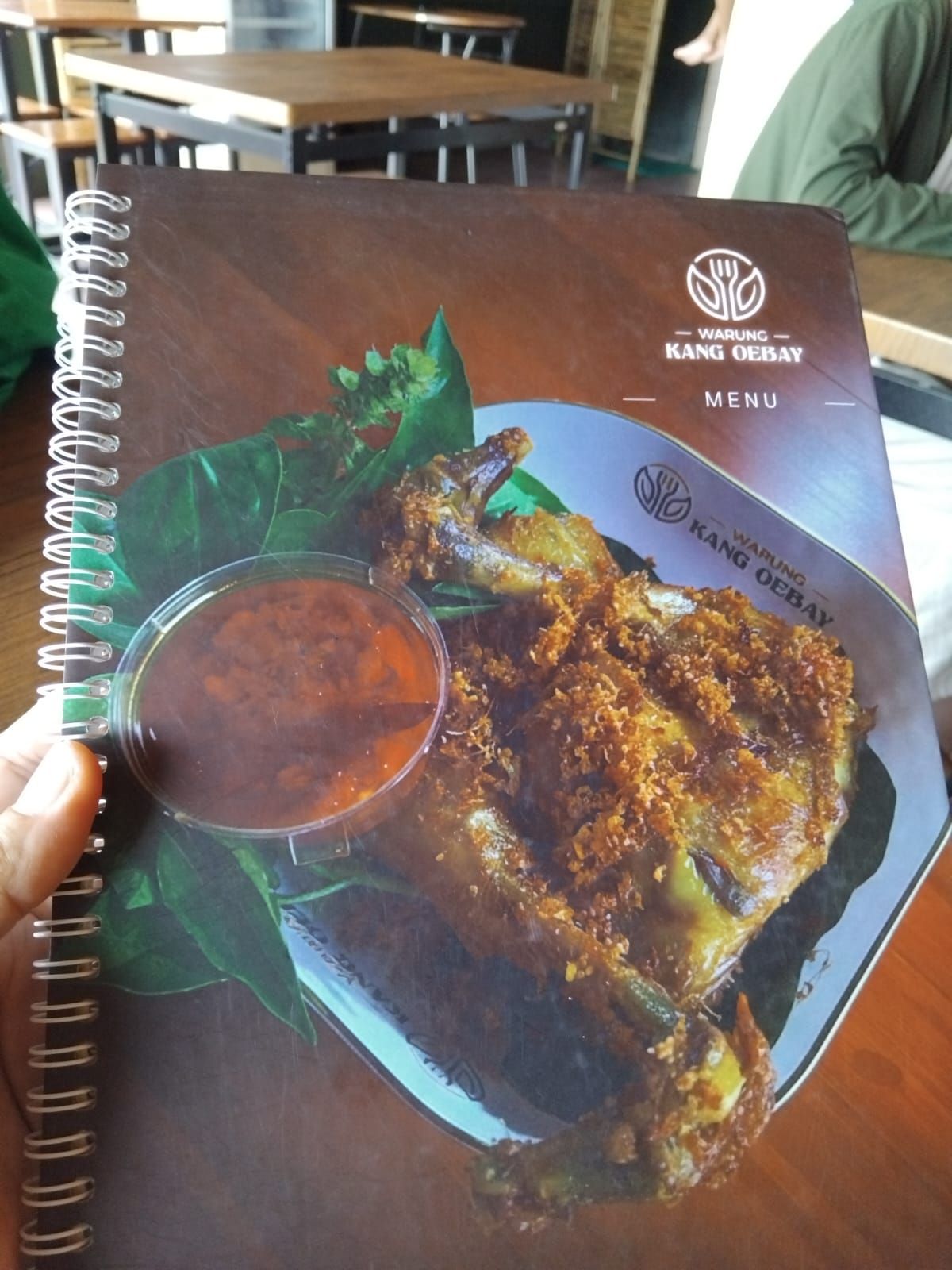 Warung Kang Oebay, Wisata Kuliner Tradisional di Tasikmalaya yang Menyajikan Kopi Nikmat