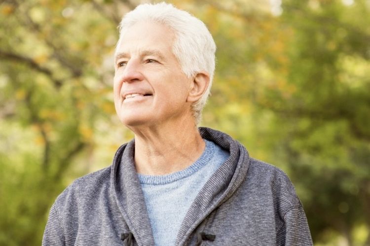 Orang Bahagia di Usia 65 Tahun, Tinggalkan 7 Kebiasaan Ini