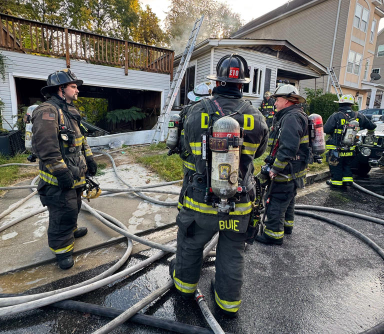 No one hurt after house catches fire in Northeast DC