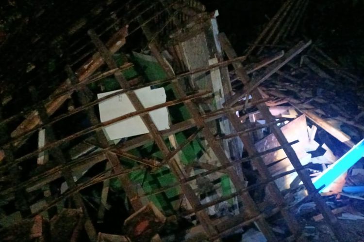 Longsor Hancurkan Ponpes di Bandung Barat, Santriwati Tewas Tertimpa Bangunan Saat Wudu