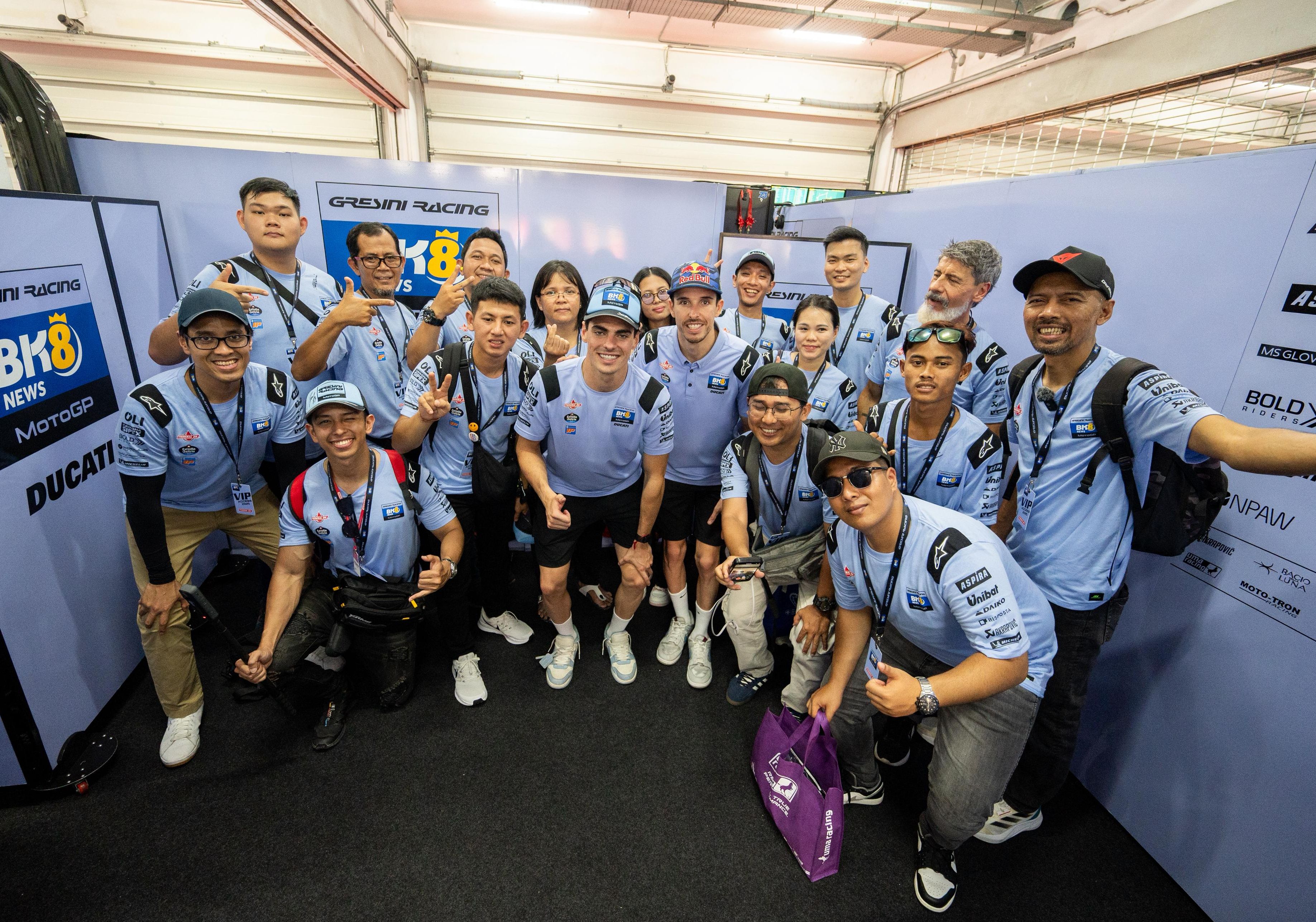 100 Orang Dikirim Federal Oil ke MotoGP Malaysia, Alex Marquez Naik Podium