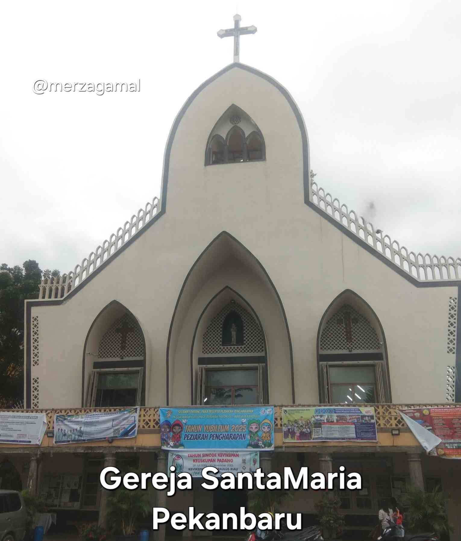 Jejak Sejarah Gereja Katolik: Langkah Pastor Payakumbuh di Pekanbaru