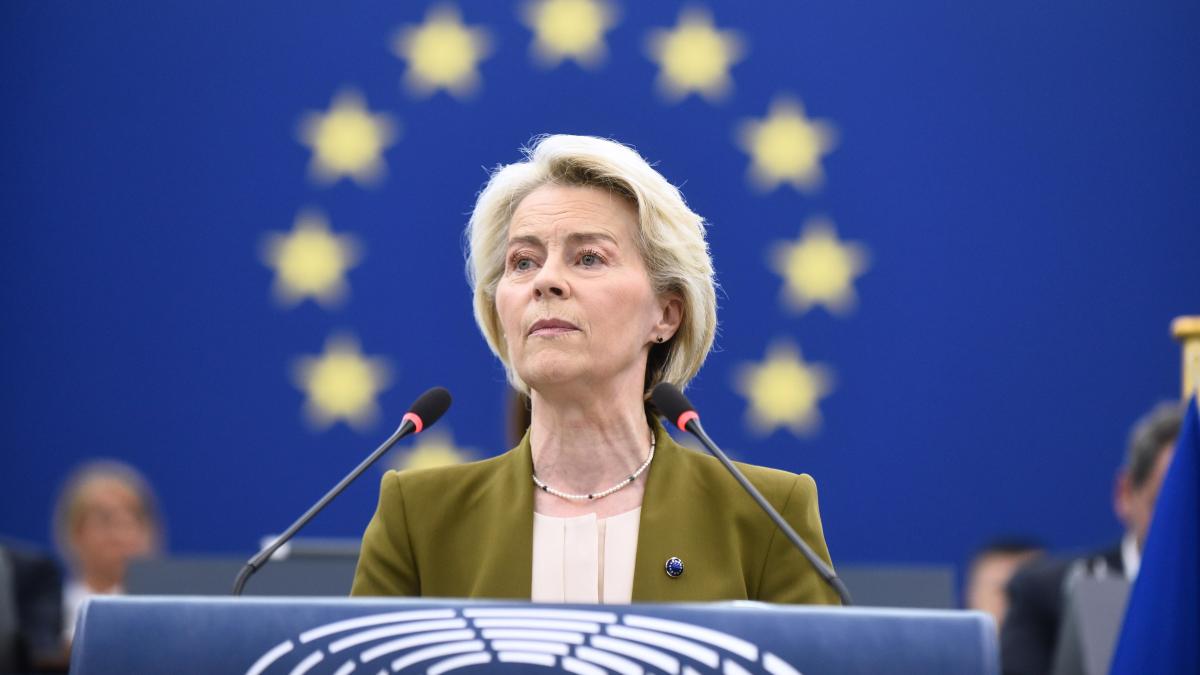 La UE cambia las normas y, a partir de 2026, todos los coches deberán ...