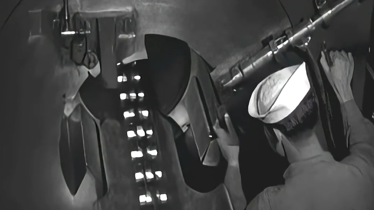 reloading-a-16-inch-gun