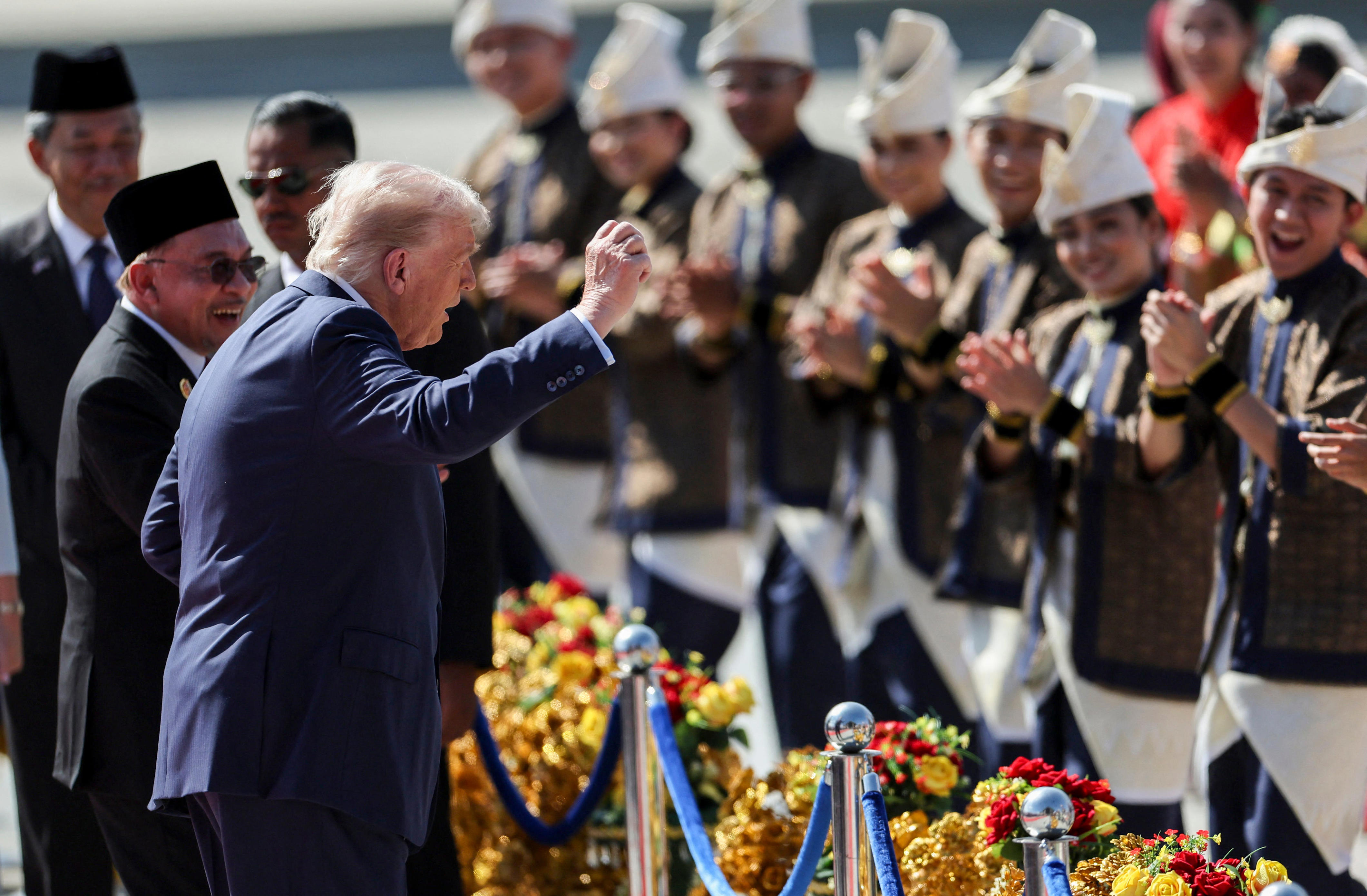 Donald Trump dances in Malaysia as Asia trip kicks off