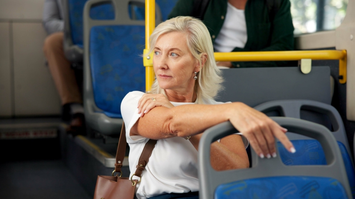 13 Subtle Traits That Make Older Women So Attractive to Men