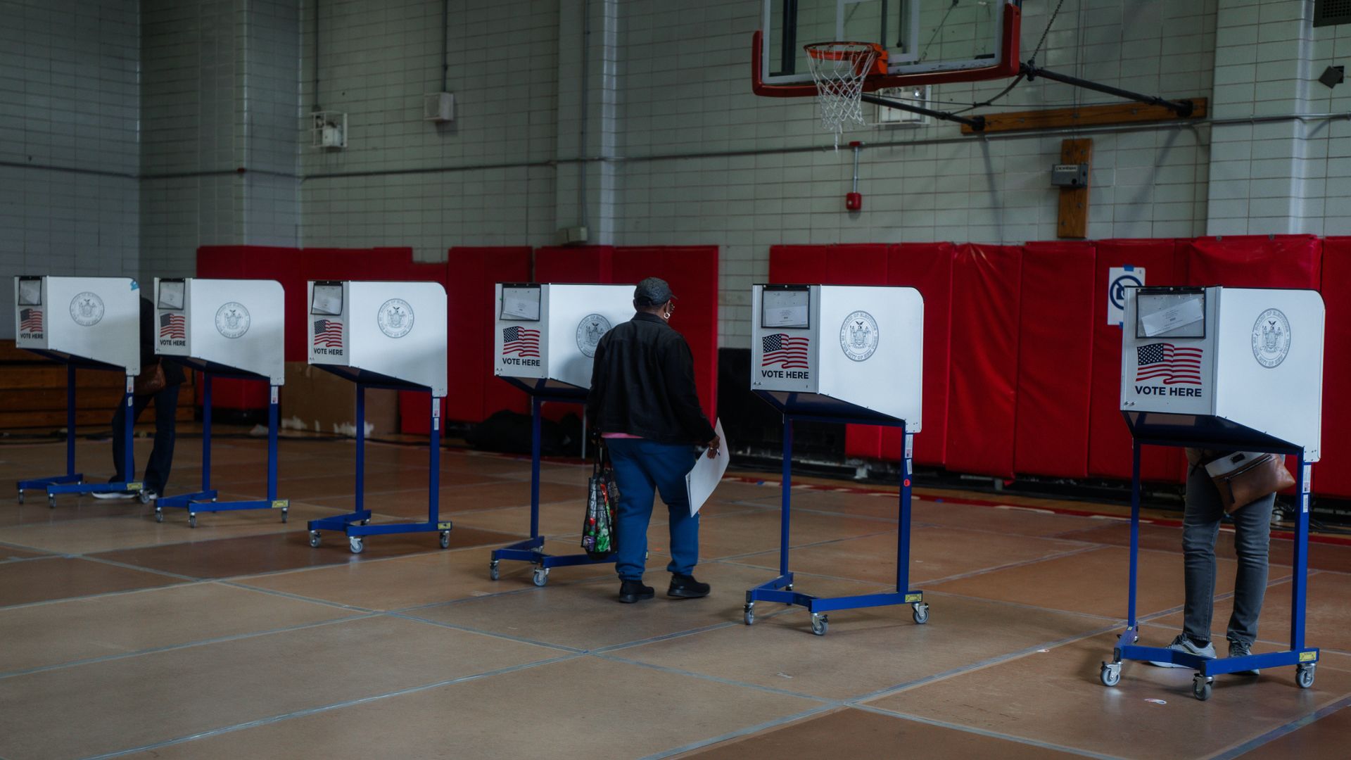 Day 2 of early voting takes place in New York City; nearly 165,000 ...