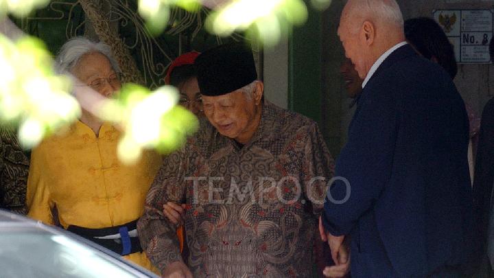 Pahlawan Nasional dan Kebijakan Otoriter Soeharto