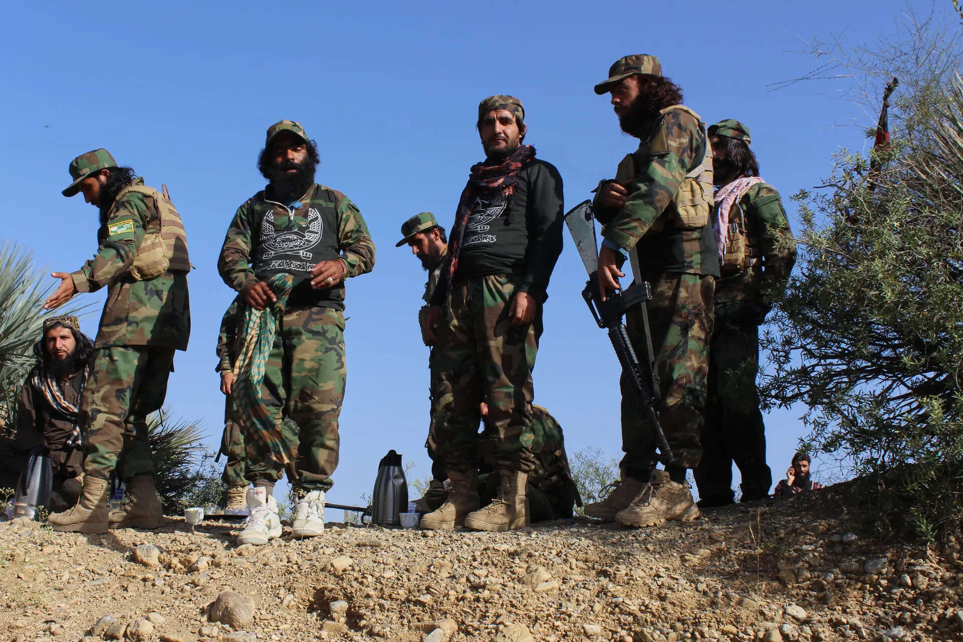 Pakistan reports border clashes during talks with Afghanistan