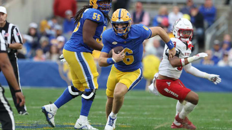 Pitt Freshman QB Makes History With Legendary Performance