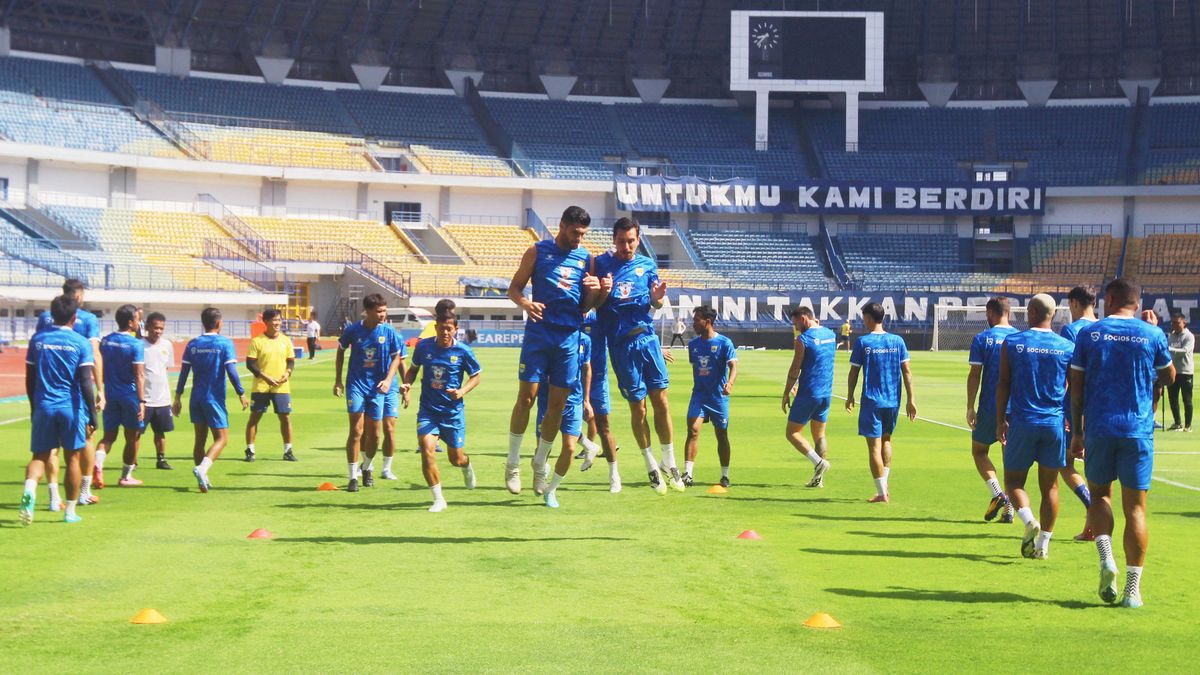 Susunan Pemain Persib Bandung vs Persis Solo: Thom Haye Pulih, Siap Tampil?