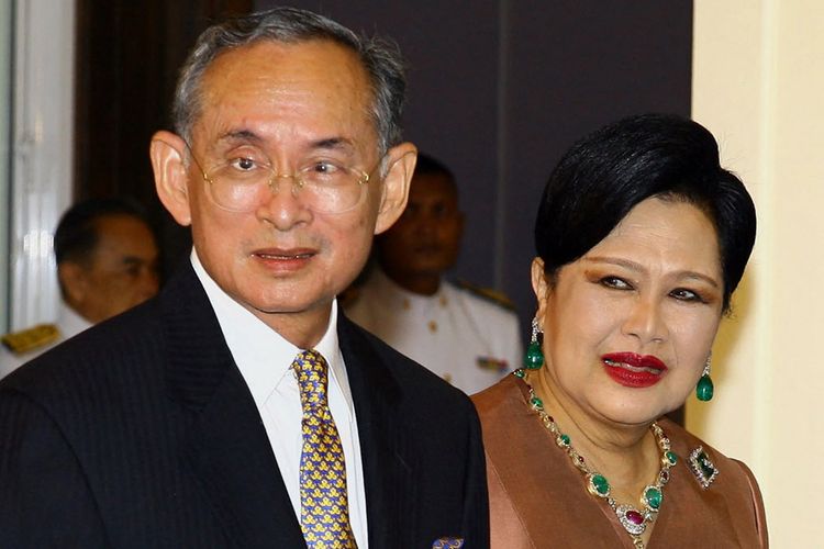 Upacara Pemakaman Mantan Ratu Thailand Dimulai, Disemayamkan Setahun