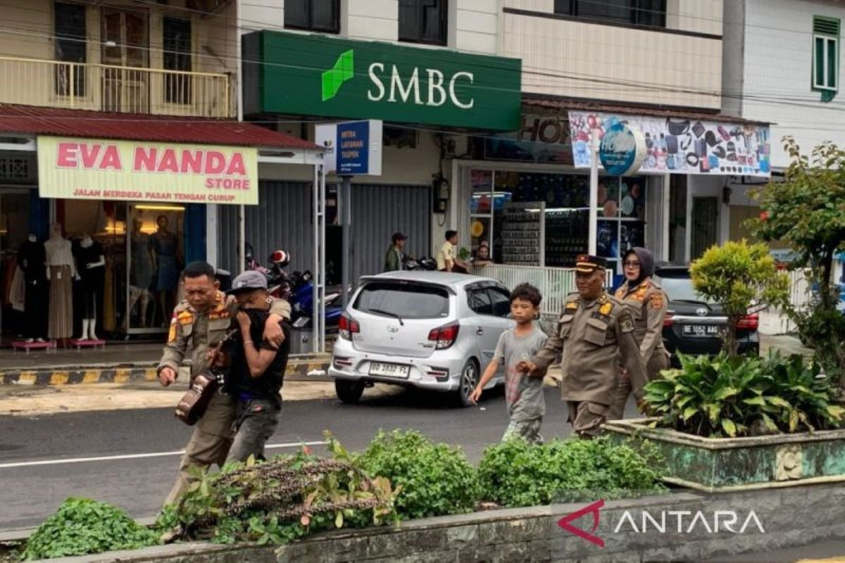 Puluhan Tenaga Honorer Satpol PP Rejang Lebong Di-PHK Setelah Lolos CPNS
