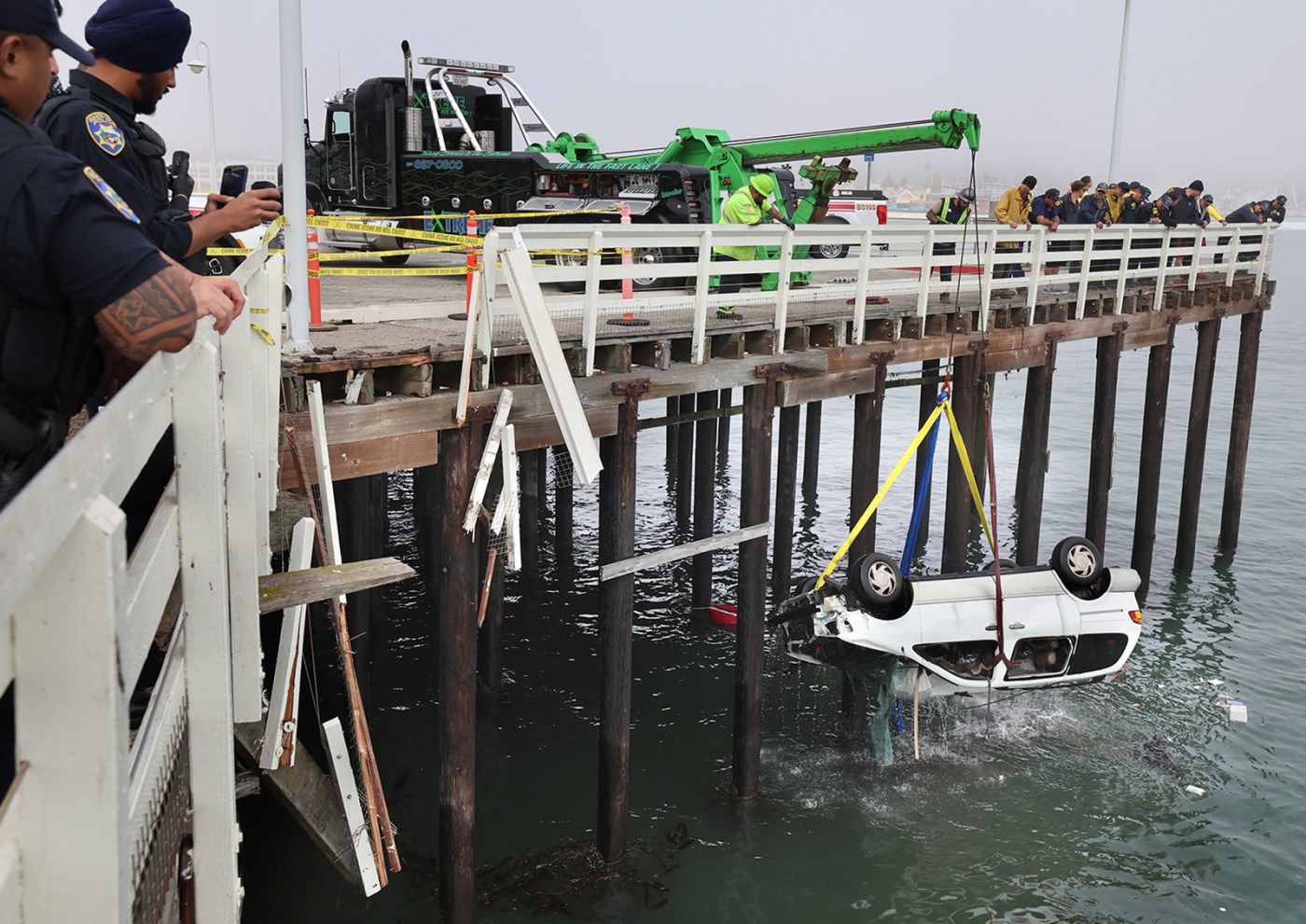 Driver dies after vehicle drives off Santa Cruz Wharf