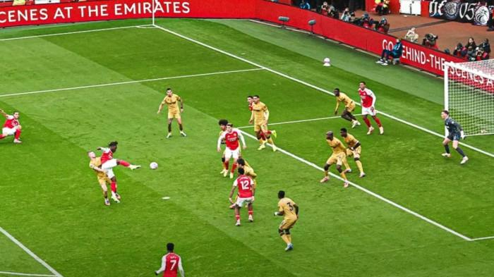 Klasemen Liga Inggris: Arsenal Tertinggal, Duo Manchester Terpuruk