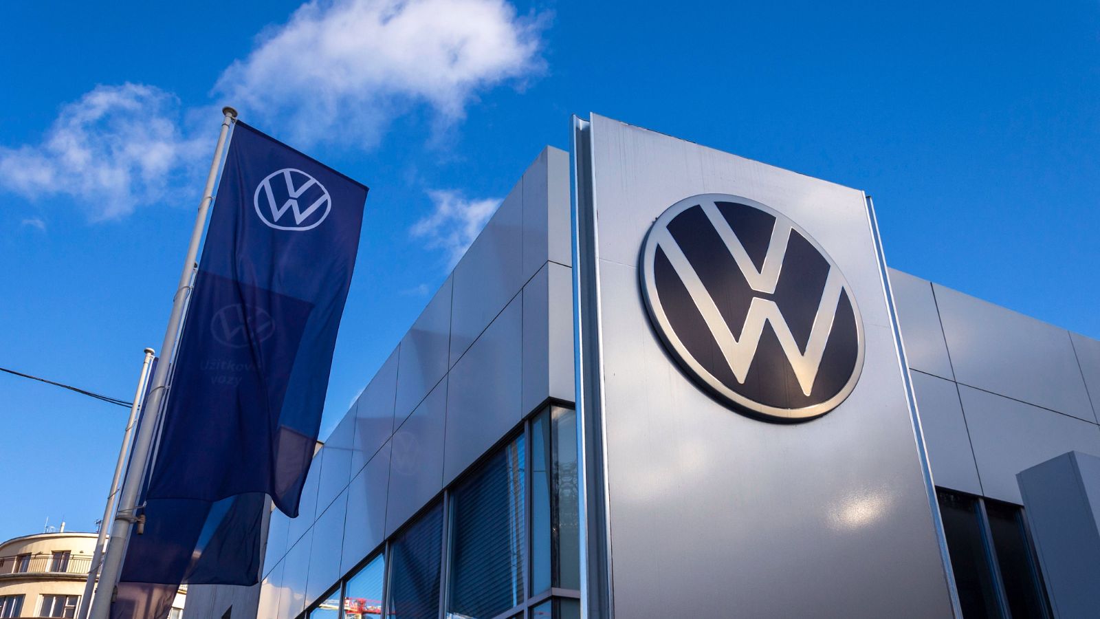 Volkswagen recalls 208,724 US vehicles after steering bolt defect ...