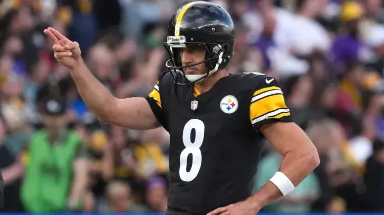 NFL QB injury tracker: Latest updates on Aaron Rodgers, Jordan Love ...