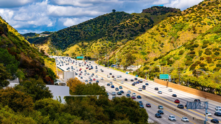 15 Of The Most Dangerous Roads In California, According To Statistics