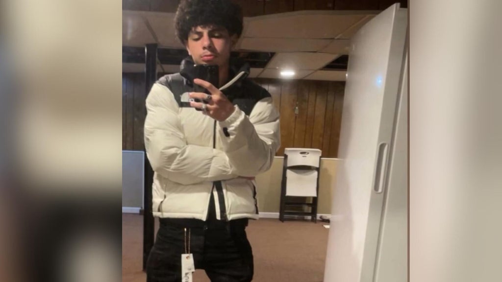 Police seek public's help finding missing teen last seen in Southfield