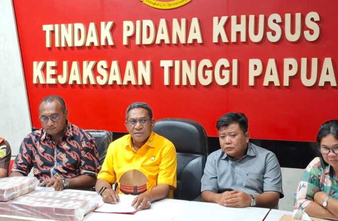 Mantan Kepala dan Bendahara LPMP Jadi Tersangka