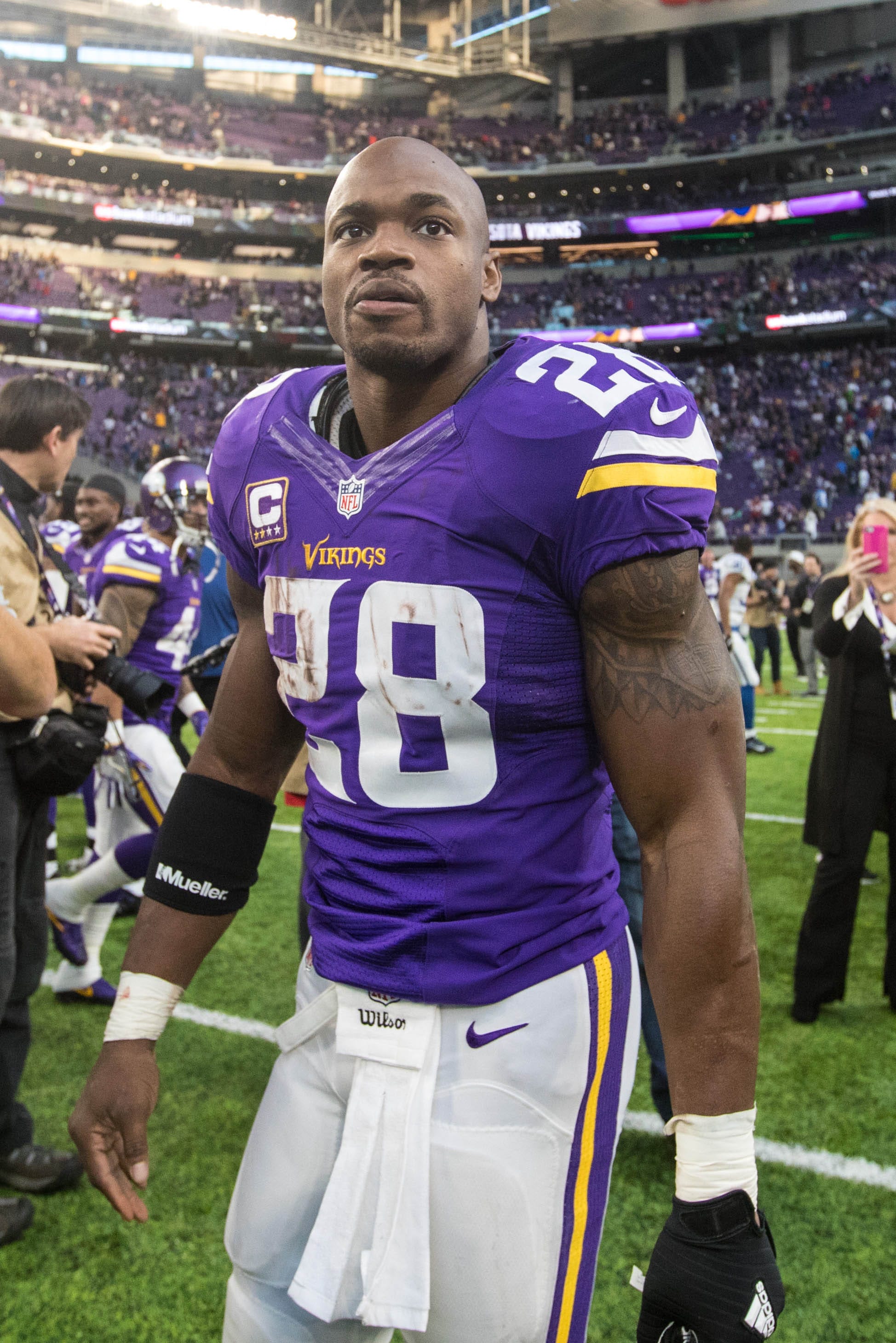 Adrian Peterson arrested on DWI, weapons charges in Texas
