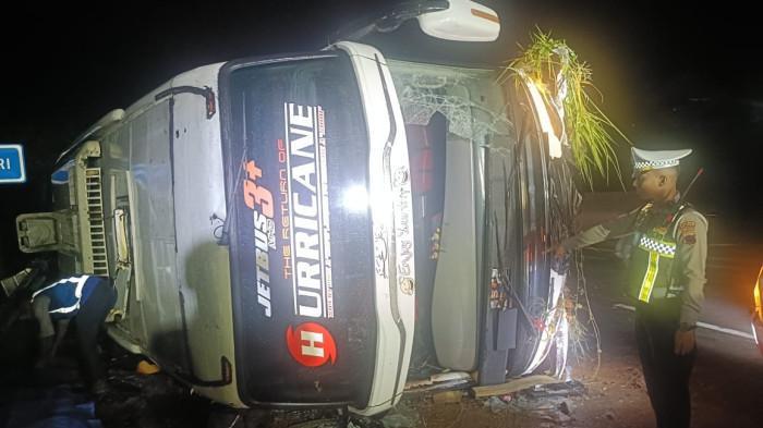 Kecelakaan Maut Bus PO Haryanto di Tol Batang, 3 Tewas dan 21 Luka-Luka
