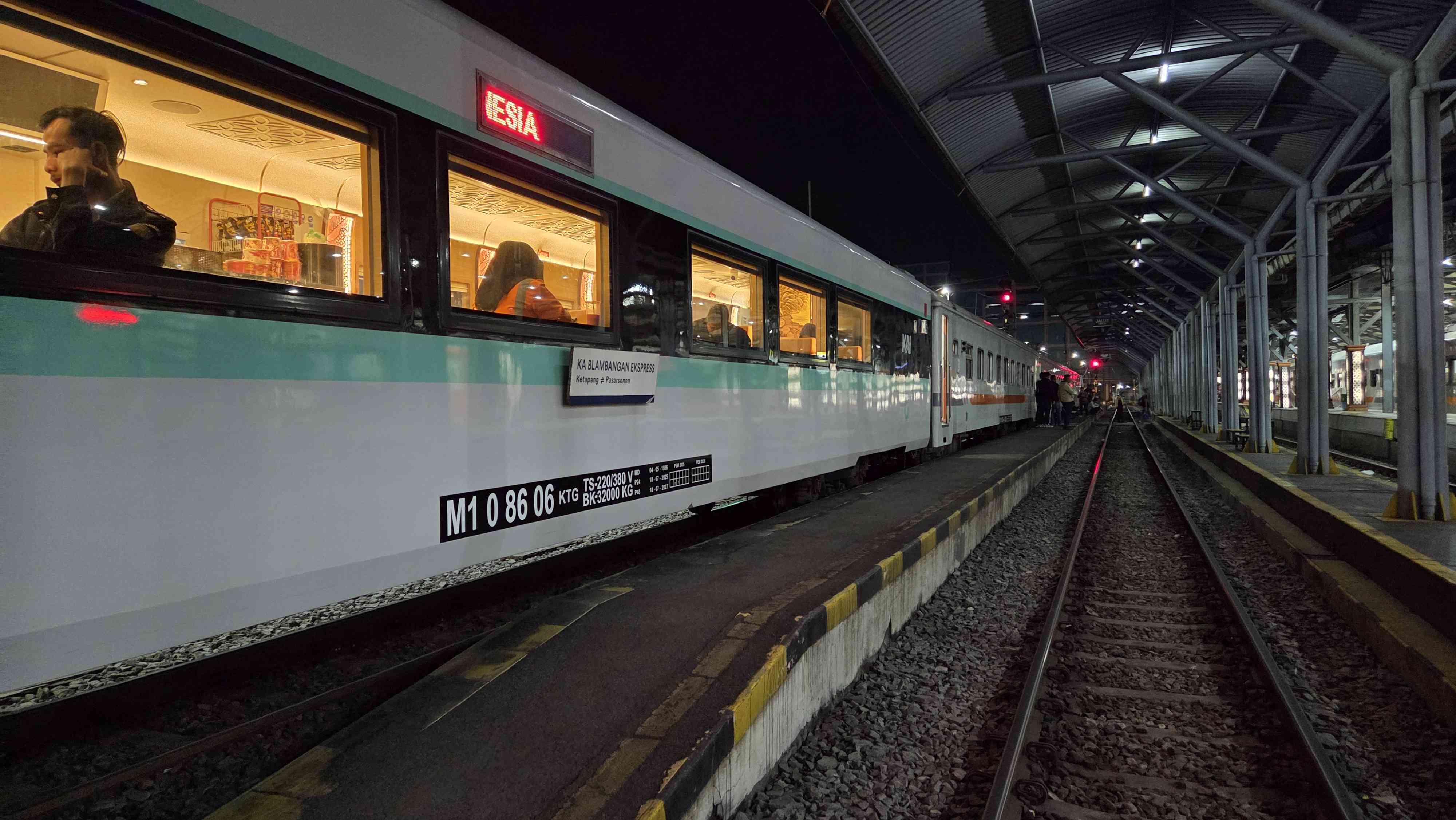 Jalur Lambat Bogor - Lombok: Menikmati Perjalanan Jakarta - Banyuwangi [Bagian 2]