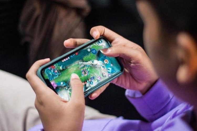 Ternyata, main video game bisa bikin otak 4 tahun lebih muda
