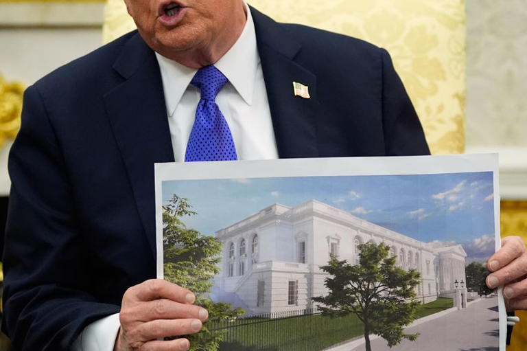 Trump's niece claims 'paranoid' president secretly upgrading bunker ...