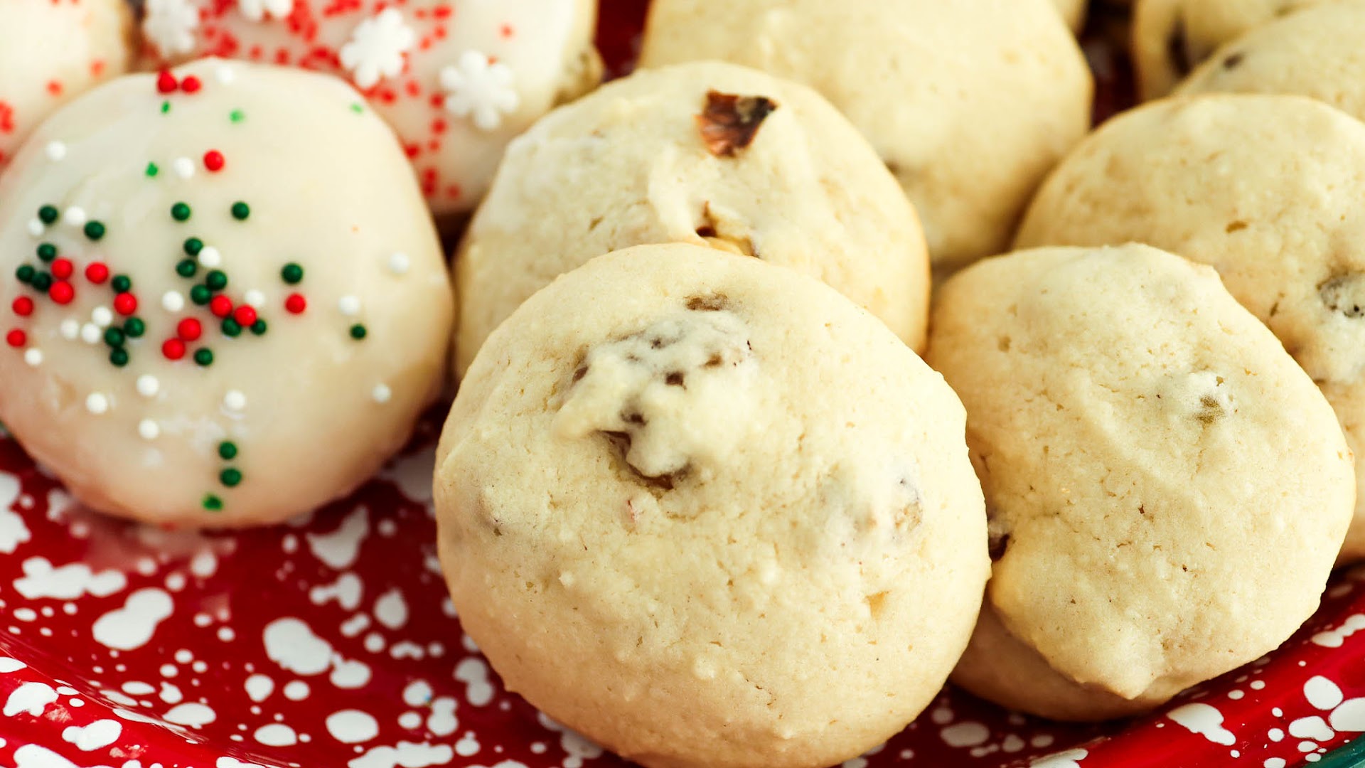 These ricotta cheese cookies will be delicious on any dessert table or ...