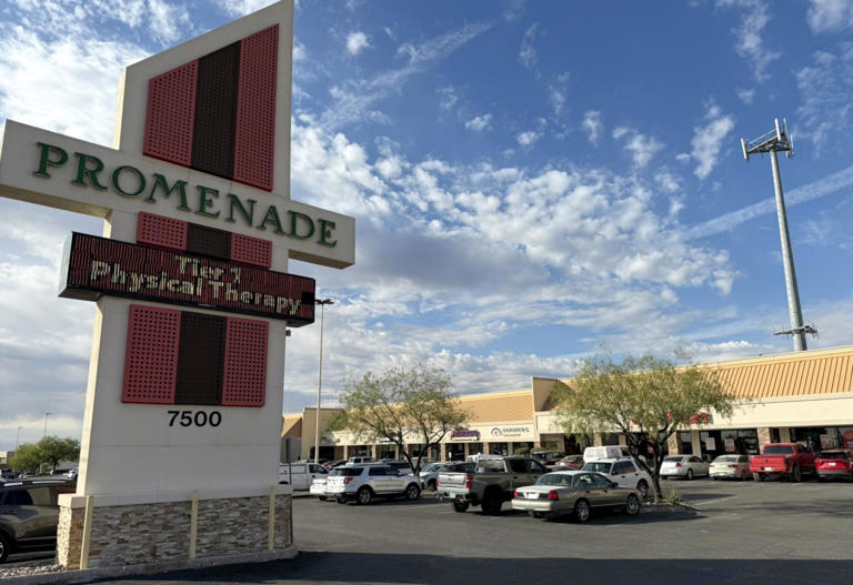 River Oaks sells large Promenade shopping center in West El Paso to ...