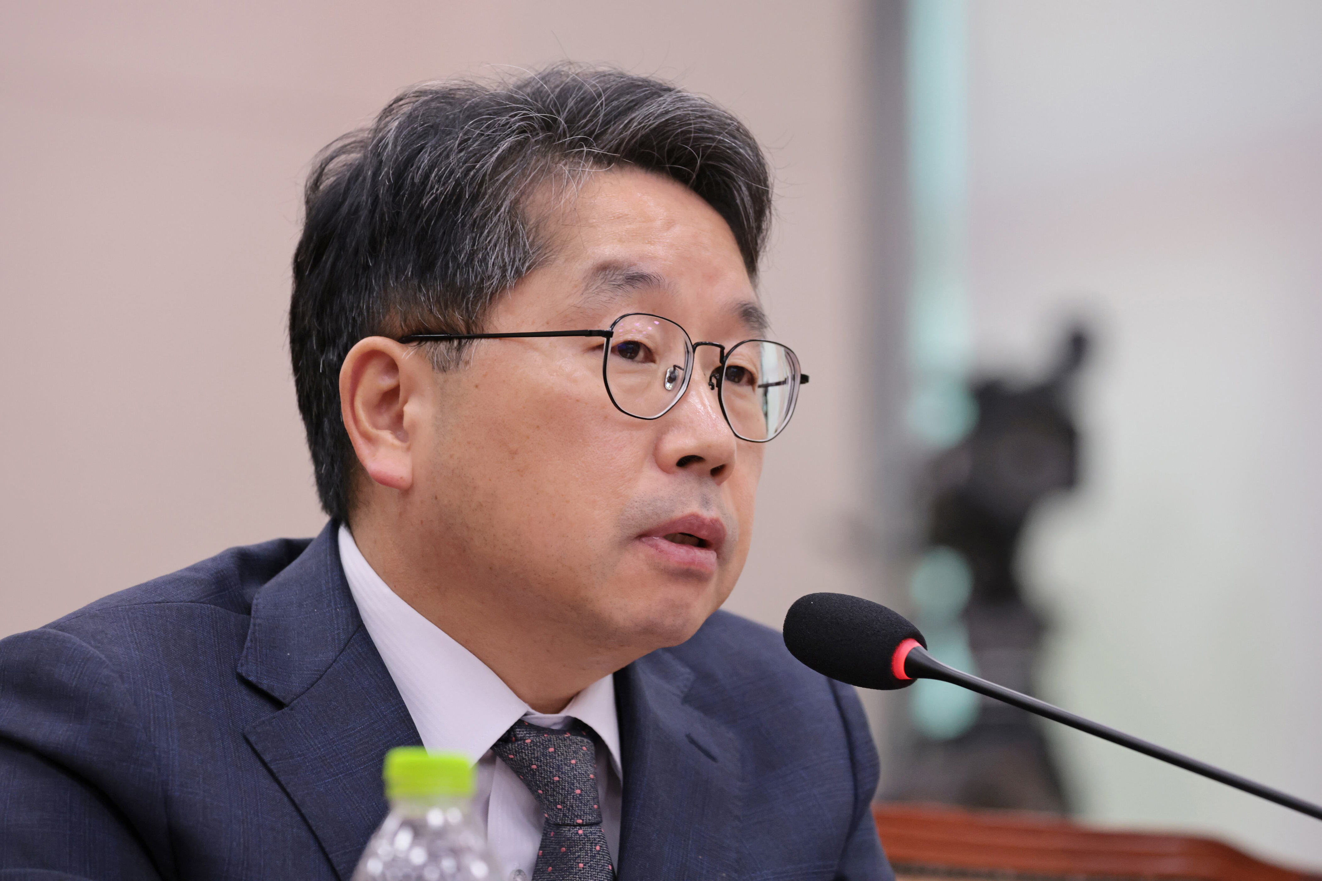 Acting Prosecutor General Backs Court's Decision on President Lee's Trial