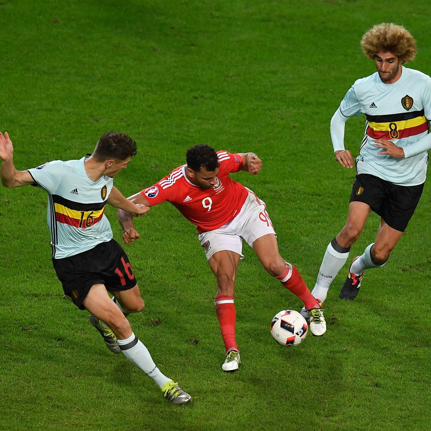 Robson-Kanu made 46 appearances for the Welsh men's team