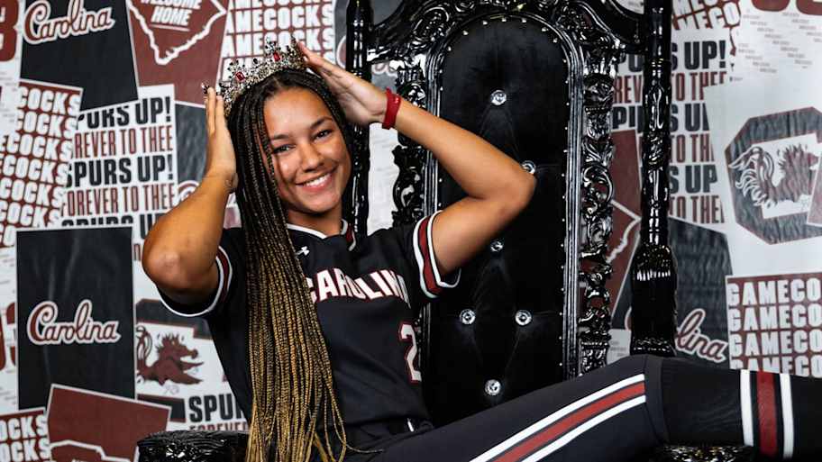 South Carolina Softball's Top Recruit Aspen Boulware Shocks Fans With ...