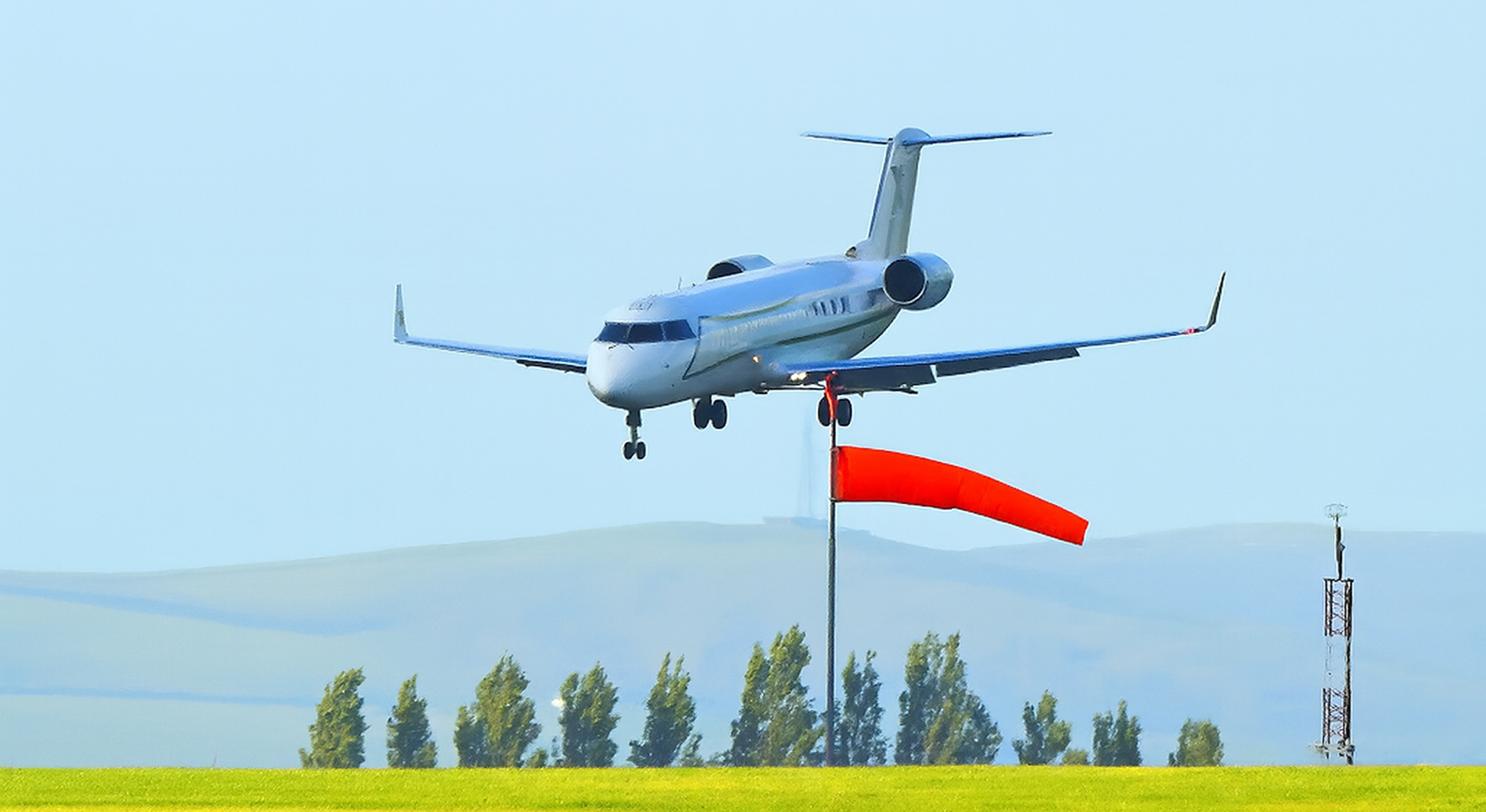 Nose-Down Plane Landing Captured on Camera