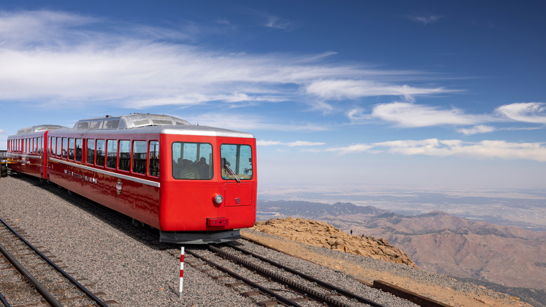 This Scenic Train Ride Through Colorado's Rocky Mountains Showcases ...
