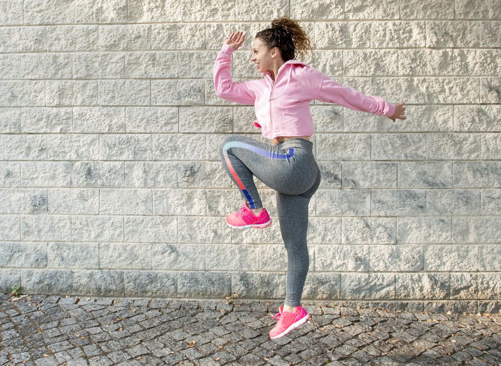 5 effective walking exercises that flatten belly overhang better than ...