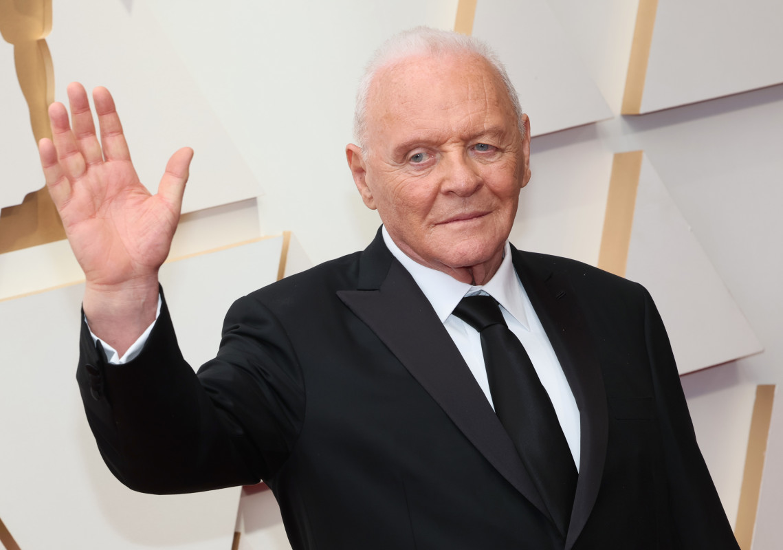 Anthony Hopkins says young actors should stop this trend