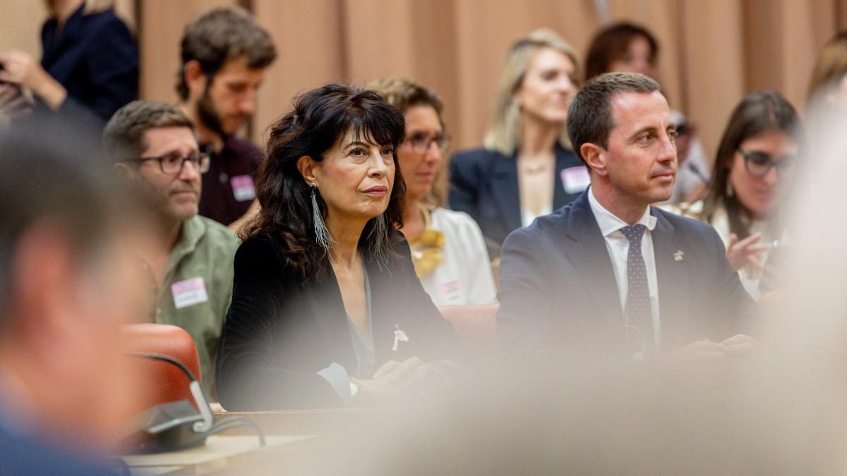 La ministra de Igualdad informa en el Congreso sobre blindaje ...