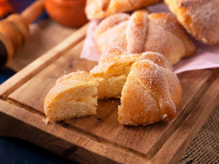 Receta de pan de muerto sin levadura, con sabor a nuez | Canva