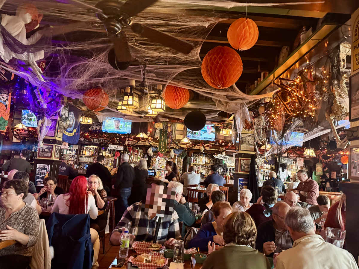 7 Haunted Philly Restaurants & Bars(02)
