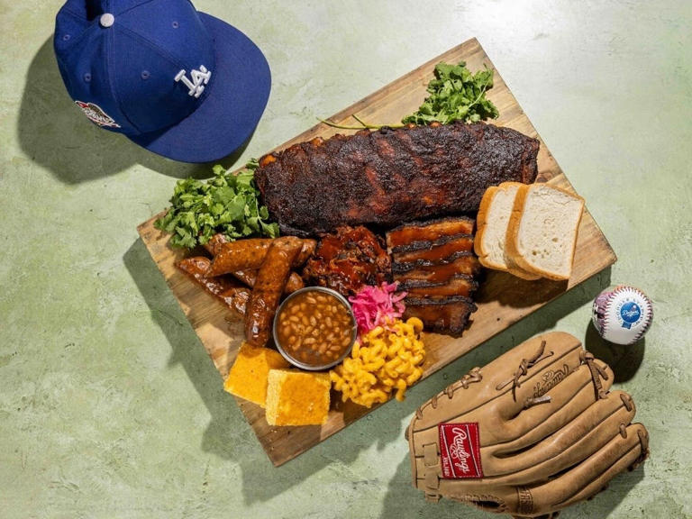 Dodger Stadium #39 s Special World Series Menu: Lobster Nachos Massive