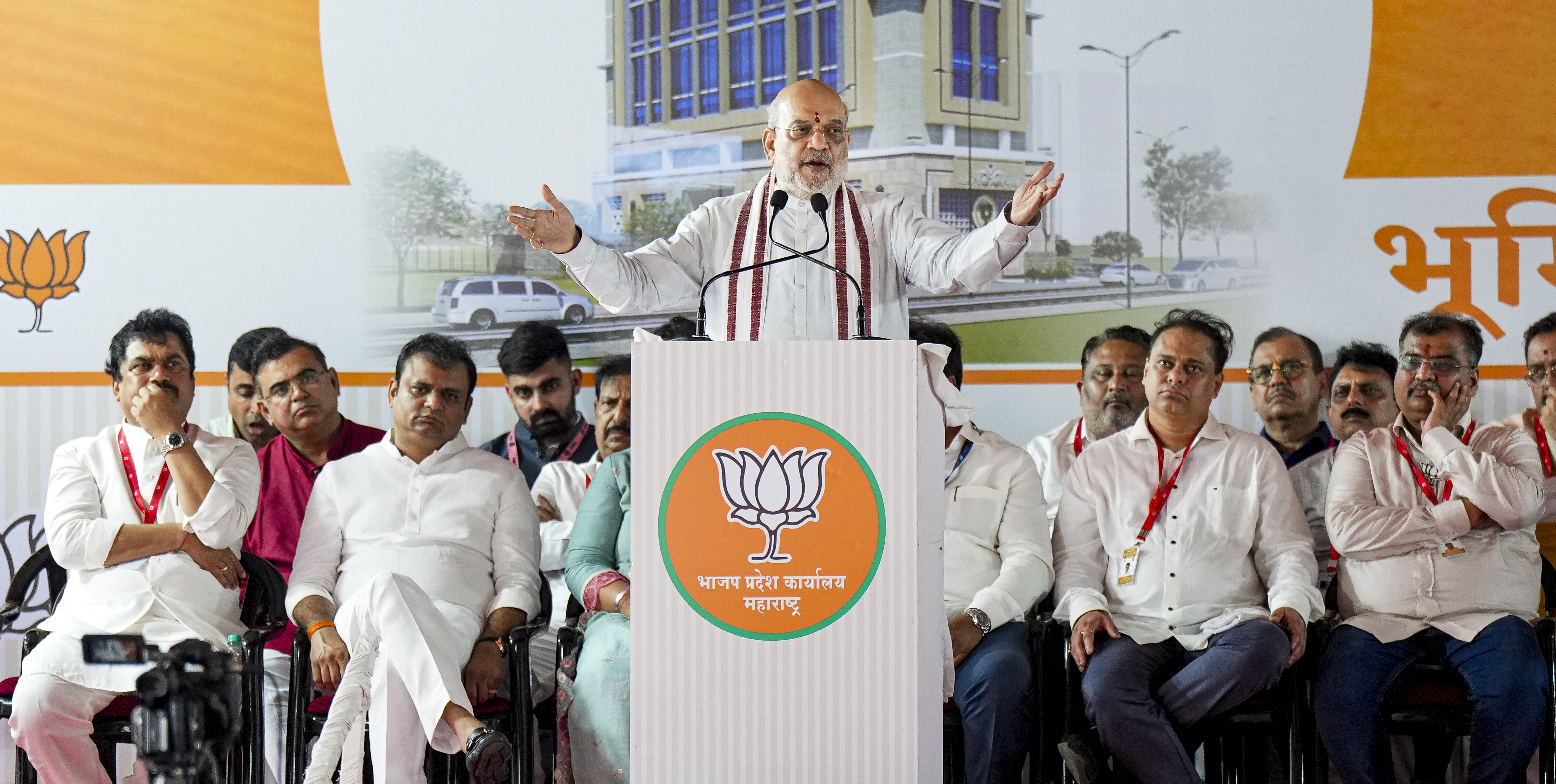 Wipe out Oppn in Maharashtra local body polls: Shah to BJP workers