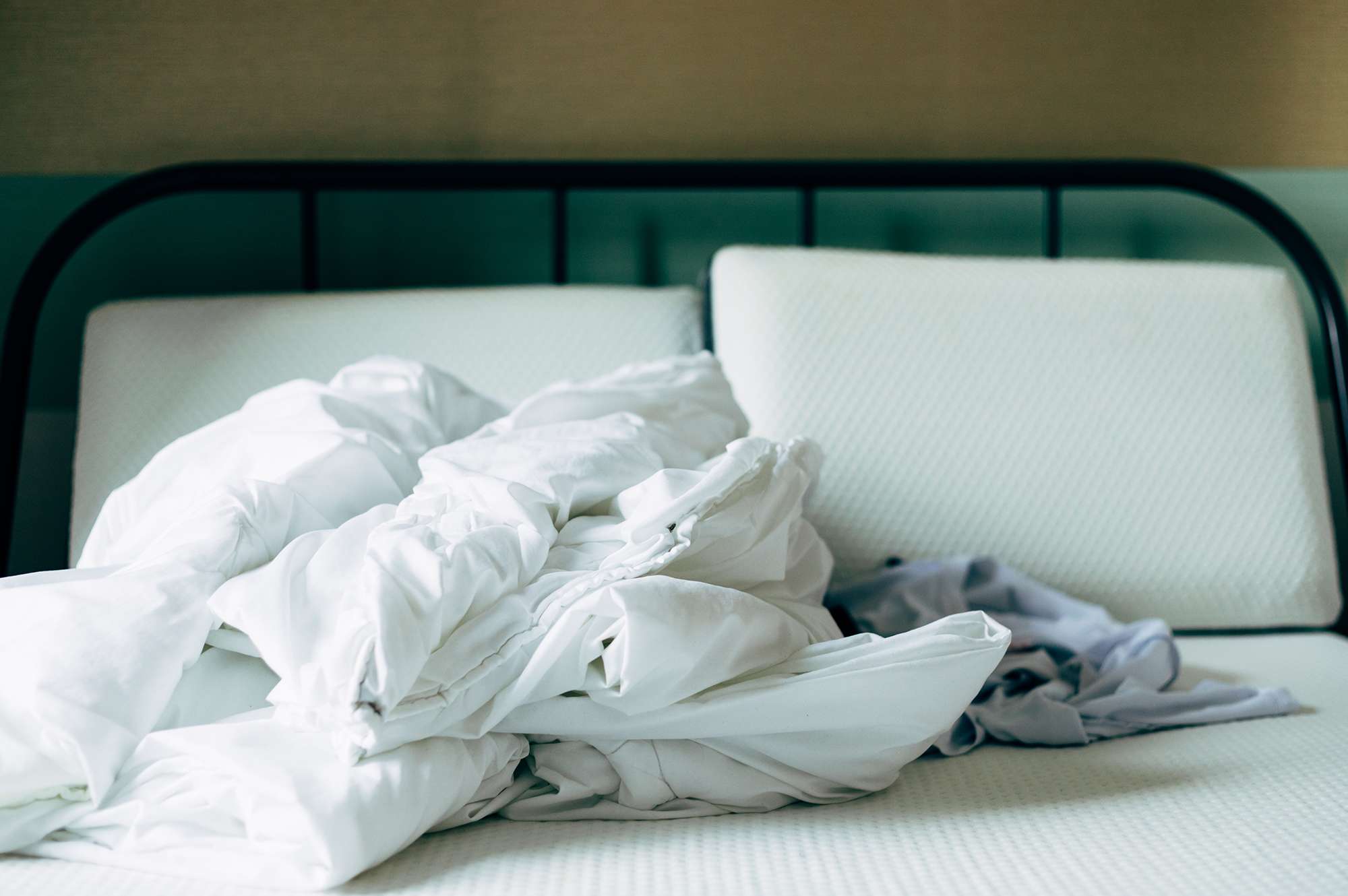 Experts reveal the most common place travelers pick up bed bugs—and how ...