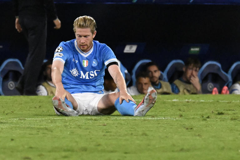 Grave lesione bicipite femorale per De Bruyne lungo stop Grave lesione bicipite femorale per De Bruyne lungo stop