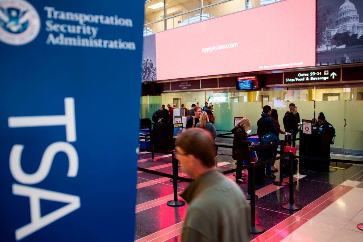 FAA staffing shortages slam 50 airports over the weekend as air traffic ...