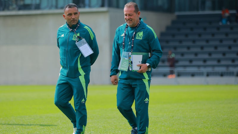 Carlos Cariño, entrenador de la Sub-17 | IMAGO7