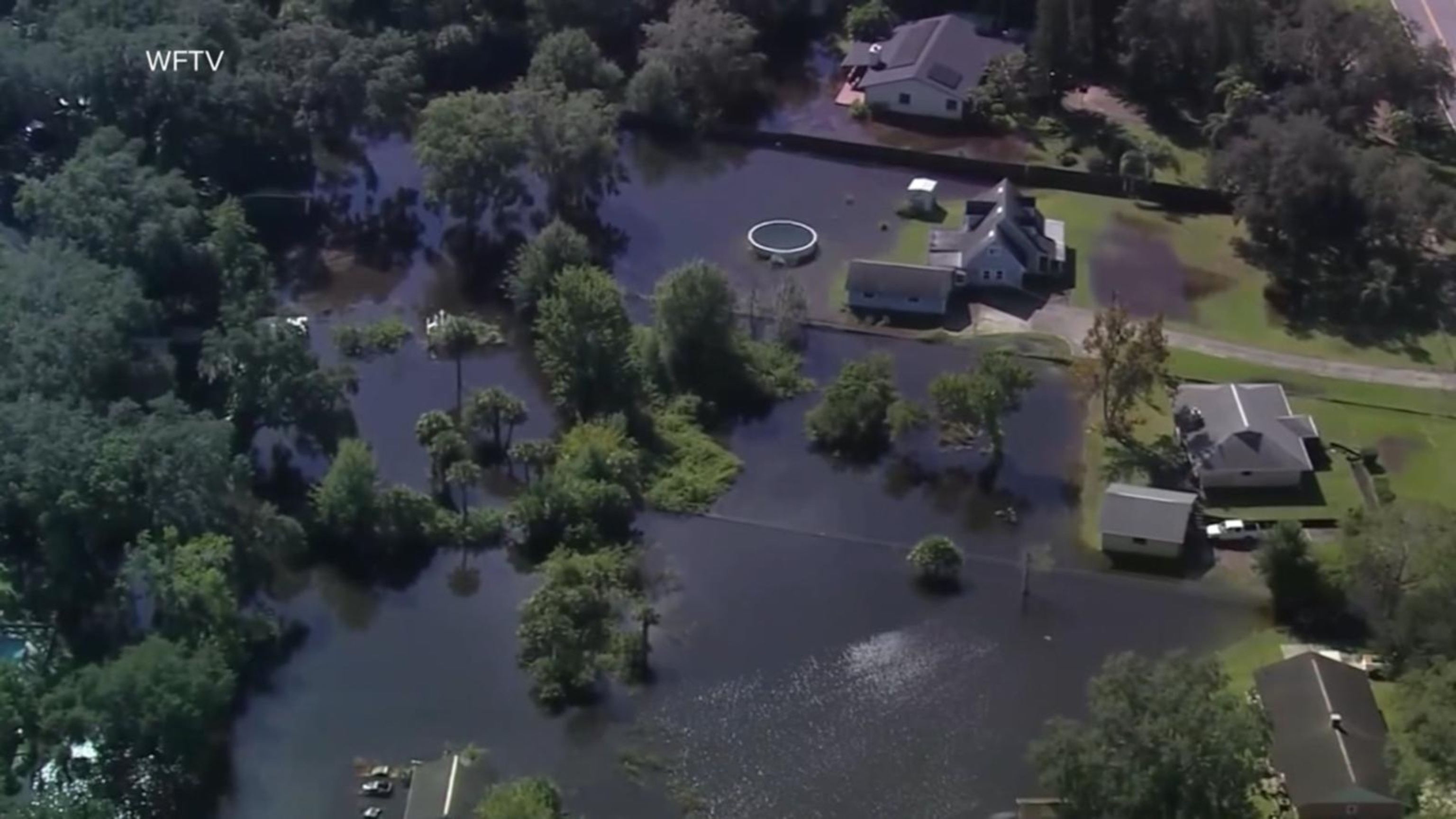 Florida homes swamped, cars abandoned, roads washed out after severe ...