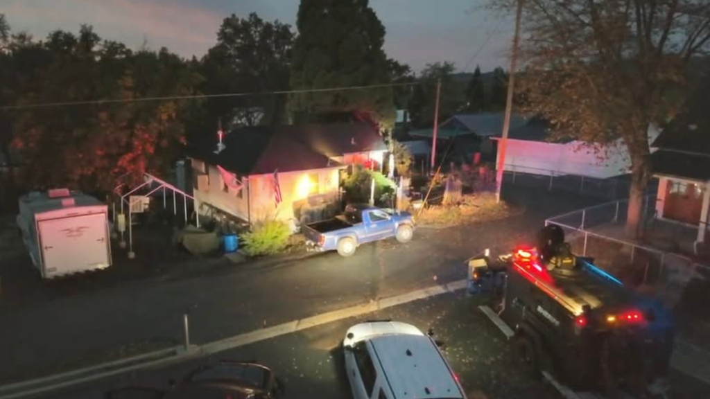 Domestic violence suspect arrested after alleged kidnapping, standoff ...