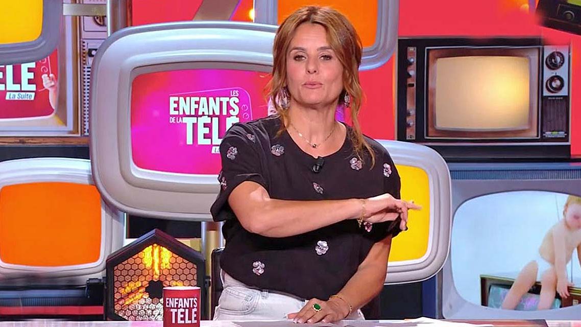 Je déteste cette femme" : Faustine Bollaert prend une pique inattendue de  l'un de ses invités dans Les Enfants de la télé
